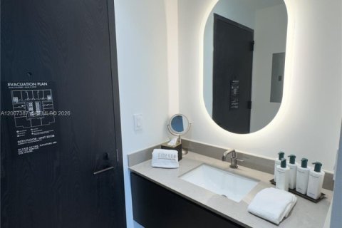 Condo in Miami, Florida  № 2176962 - photo 3