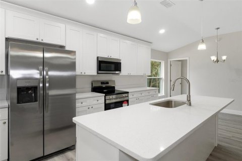 House in Hernando, Florida 4 bedrooms, 154.4 sq.m. № 2118955 - photo 7