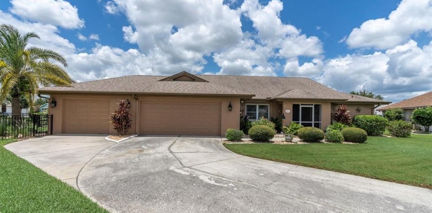 Villa ou maison à Sun City Center, Floride 3 chambres, 223.15 m2 № 2131968
