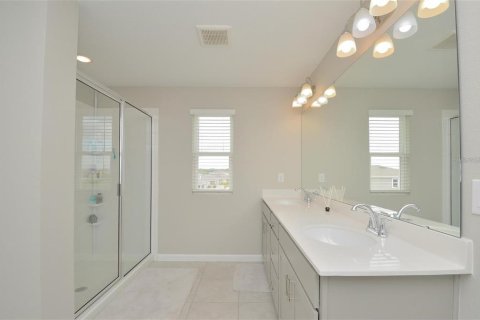 House in Lake Alfred, Florida 5 bedrooms, 288.55 sq.m. № 1840570 - photo 12