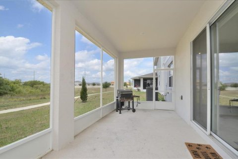 House in Lake Alfred, Florida 5 bedrooms, 288.55 sq.m. № 1840570 - photo 8
