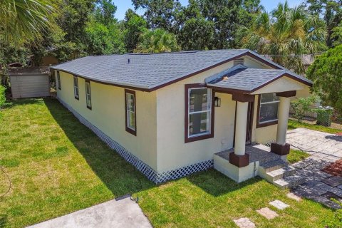 House in Tampa, Florida 4 bedrooms, 115.2 sq.m. № 1799924 - photo 19