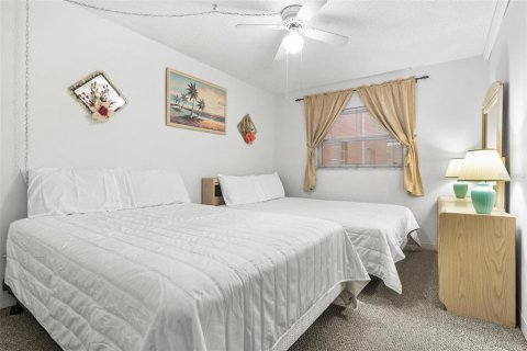 Copropriété à vendre à Indian Shores, Floride: 2 chambres, 104.98 m2 № 2094202 - photo 20