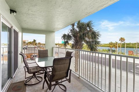 Copropriété à vendre à Indian Shores, Floride: 2 chambres, 104.98 m2 № 2094202 - photo 22
