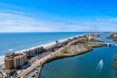 Copropriété à vendre à Indian Shores, Floride: 2 chambres, 104.98 m2 № 2094202 - photo 26