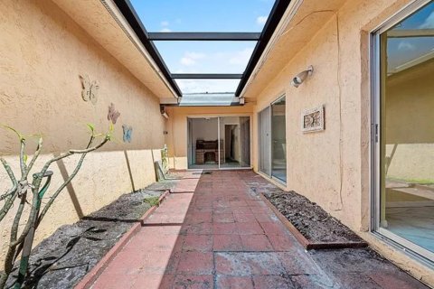 Copropriété à louer à Pinellas Park, Floride: 2 chambres, 97.55 m2 № 1885936 - photo 24