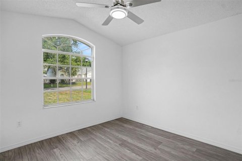 Villa ou maison à vendre à Winter Haven, Floride: 3 chambres, 139.82 m2 № 2273276 - photo 21