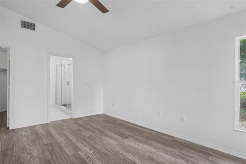 Villa ou maison à vendre à Winter Haven, Floride: 3 chambres, 139.82 m2 № 2273276 - photo 15