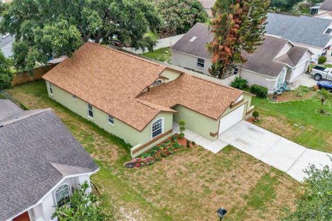 Villa ou maison à vendre à Winter Haven, Floride: 3 chambres, 139.82 m2 № 2273276 - photo 3