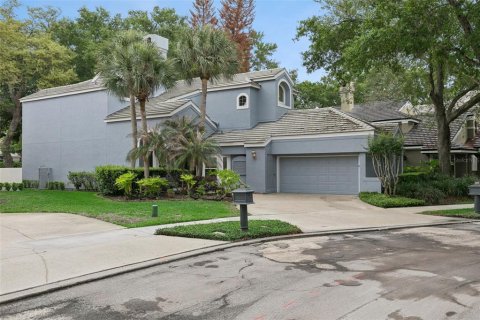 House in Lake Mary, Florida 3 bedrooms, 222.32 sq.m. № 2103534 - photo 4