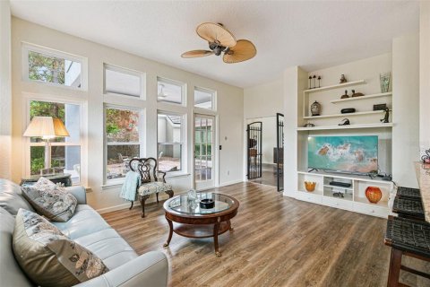 House in Lake Mary, Florida 3 bedrooms, 222.32 sq.m. № 2103534 - photo 13