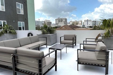 Townhouse in Sarasota, Florida 2 bedrooms, 124.21 sq.m. № 2235158 - photo 18
