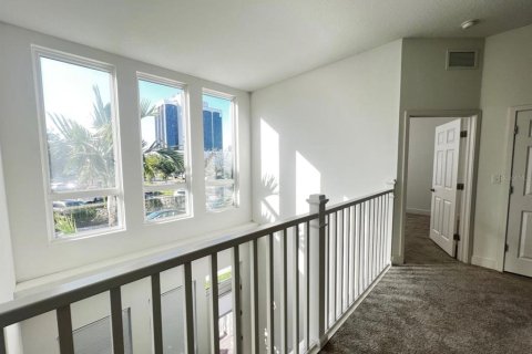 Townhouse in Sarasota, Florida 2 bedrooms, 124.21 sq.m. № 2235158 - photo 9
