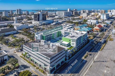 Townhouse in Sarasota, Florida 2 bedrooms, 124.21 sq.m. № 2235158 - photo 7