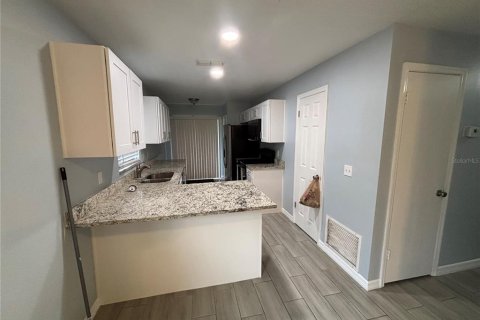 Apartment in Winter Park, Florida 2 bedrooms, 96.62 sq.m. № 1913568 - photo 5