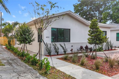 House in Oakland Park, Florida 3 bedrooms № 1954302 - photo 5