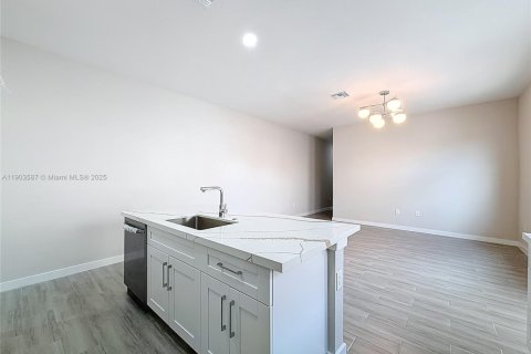 House in Oakland Park, Florida 3 bedrooms № 1954302 - photo 22