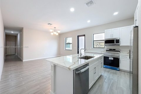 House in Oakland Park, Florida 3 bedrooms № 1954302 - photo 18