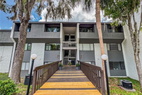 Condominio en venta en Gainesville, Florida, 2 dormitorios, 107.02 m2 № 1827167 - foto 2