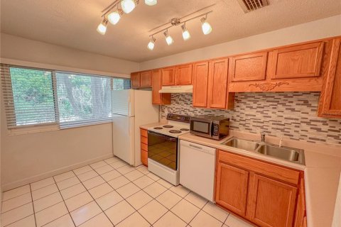 Condominio en venta en Gainesville, Florida, 2 dormitorios, 107.02 m2 № 1827167 - foto 7