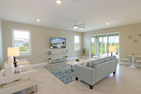 Villa ou maison à vendre à Port St. Lucie, Floride: 4 chambres, 251.49 m2 № 2180619 - photo 5