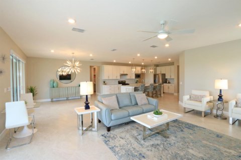 Villa ou maison à vendre à Port St. Lucie, Floride: 4 chambres, 251.49 m2 № 2180619 - photo 7