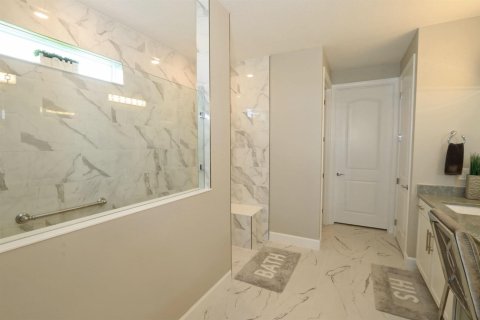 Villa ou maison à vendre à Port St. Lucie, Floride: 4 chambres, 251.49 m2 № 2180619 - photo 30