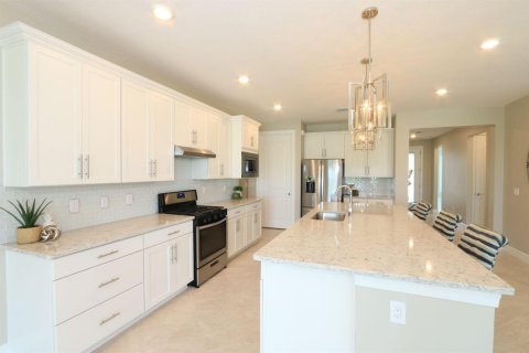 Villa ou maison à vendre à Port St. Lucie, Floride: 4 chambres, 251.49 m2 № 2180619 - photo 12