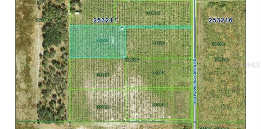 Land in Fort Meade, Florida № 1792669