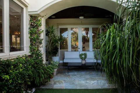 Touwnhouse à vendre à Coral Gables, Floride: 4 chambres, 320.61 m2 № 1969048 - photo 6