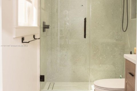 Touwnhouse à vendre à Coral Gables, Floride: 4 chambres, 320.61 m2 № 1969048 - photo 25