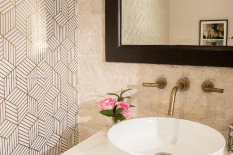 Touwnhouse à vendre à Coral Gables, Floride: 4 chambres, 320.61 m2 № 1969048 - photo 26