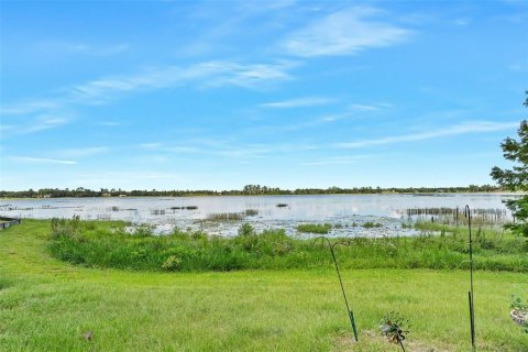 Casa en venta en Deltona, Florida, 3 dormitorios, 138.33 m2 № 2216129 - foto 3