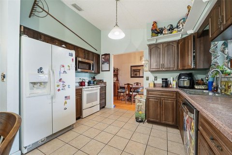 Casa en venta en Deltona, Florida, 3 dormitorios, 138.33 m2 № 2216129 - foto 8
