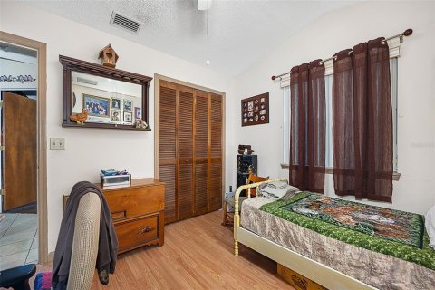 Casa en venta en Deltona, Florida, 3 dormitorios, 138.33 m2 № 2216129 - foto 18