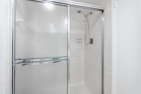 Touwnhouse à vendre à Palm Springs, Floride: 2 chambres, 114.46 m2 № 2392331 - photo 14