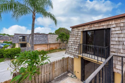 Touwnhouse à vendre à Palm Springs, Floride: 2 chambres, 114.46 m2 № 2392331 - photo 27
