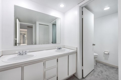 Touwnhouse à vendre à Palm Springs, Floride: 2 chambres, 114.46 m2 № 2392331 - photo 19