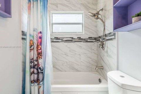 Casa en venta en Cooper City, Florida, 3 dormitorios, 154.03 m2 № 1973378 - foto 17