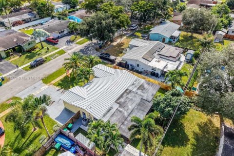 Casa en venta en Cooper City, Florida, 3 dormitorios, 154.03 m2 № 1973378 - foto 23