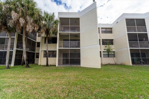 Купить кондоминиум в Уэстон, Флорида 2 спальни, 117.06м2, № 2009998 - фото 27