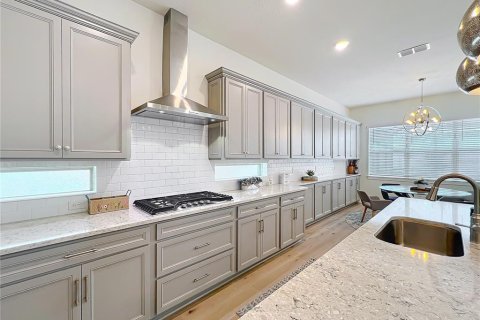 House in Orlando, Florida 5 bedrooms, 406.91 sq.m. № 1783124 - photo 16