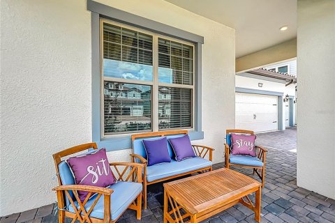 House in Orlando, Florida 5 bedrooms, 406.91 sq.m. № 1783124 - photo 6