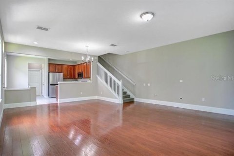 Adosado en alquiler en Orlando, Florida, 3 dormitorios, 159.79 m2 № 1687765 - foto 4