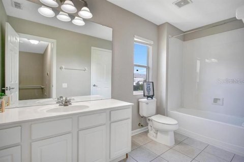 Adosado en alquiler en Orlando, Florida, 3 dormitorios, 159.79 m2 № 1687765 - foto 13