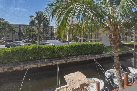 Condo in Boca Raton, Florida, 2 bedrooms  № 2246302 - photo 28