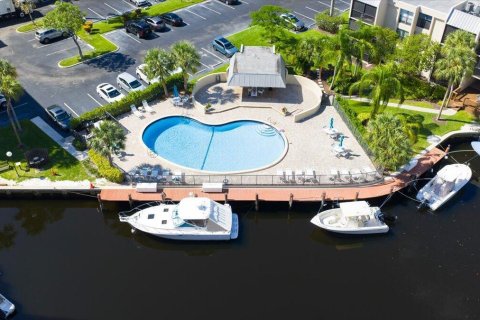 Condo in Boca Raton, Florida, 2 bedrooms  № 2246302 - photo 4