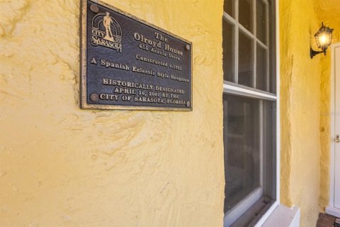 Купить виллу или дом в Сарасота, Флорида 12 комнат, 185.25м2, № 1848583 - фото 9