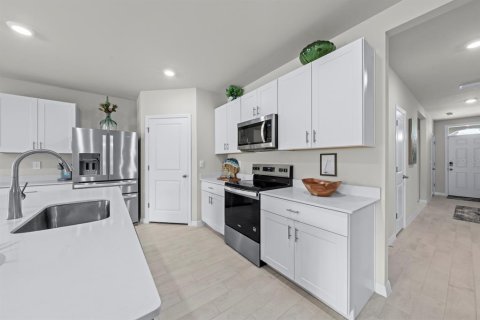 Casa en venta en Port Charlotte, Florida, 4 dormitorios, 171.5 m2 № 2229523 - foto 11
