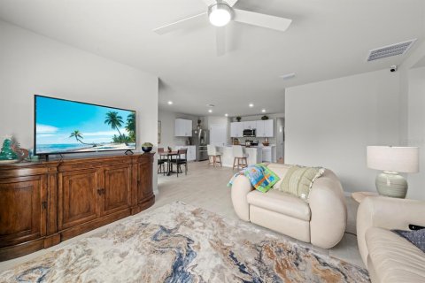 Casa en venta en Port Charlotte, Florida, 4 dormitorios, 171.5 m2 № 2229523 - foto 21